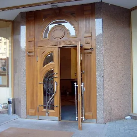 Attache 3* Kiev